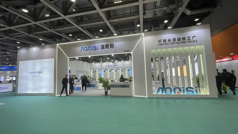 广告灯箱批发，如何挑选性价比之选？**